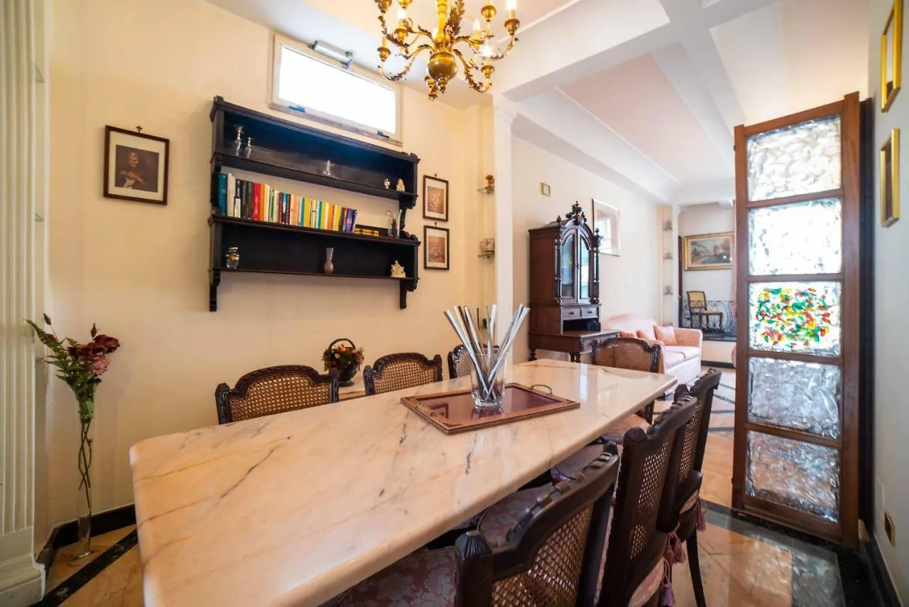Palazzo Di Ferro Taormina Apartment